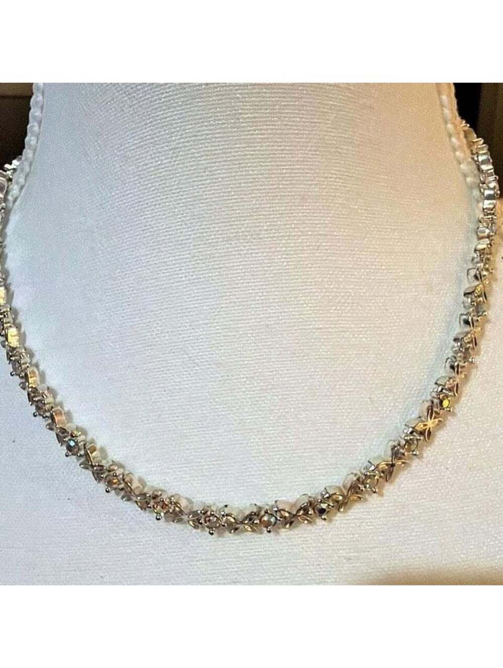Silver-Toned Rhinestone Floral Link Necklace
